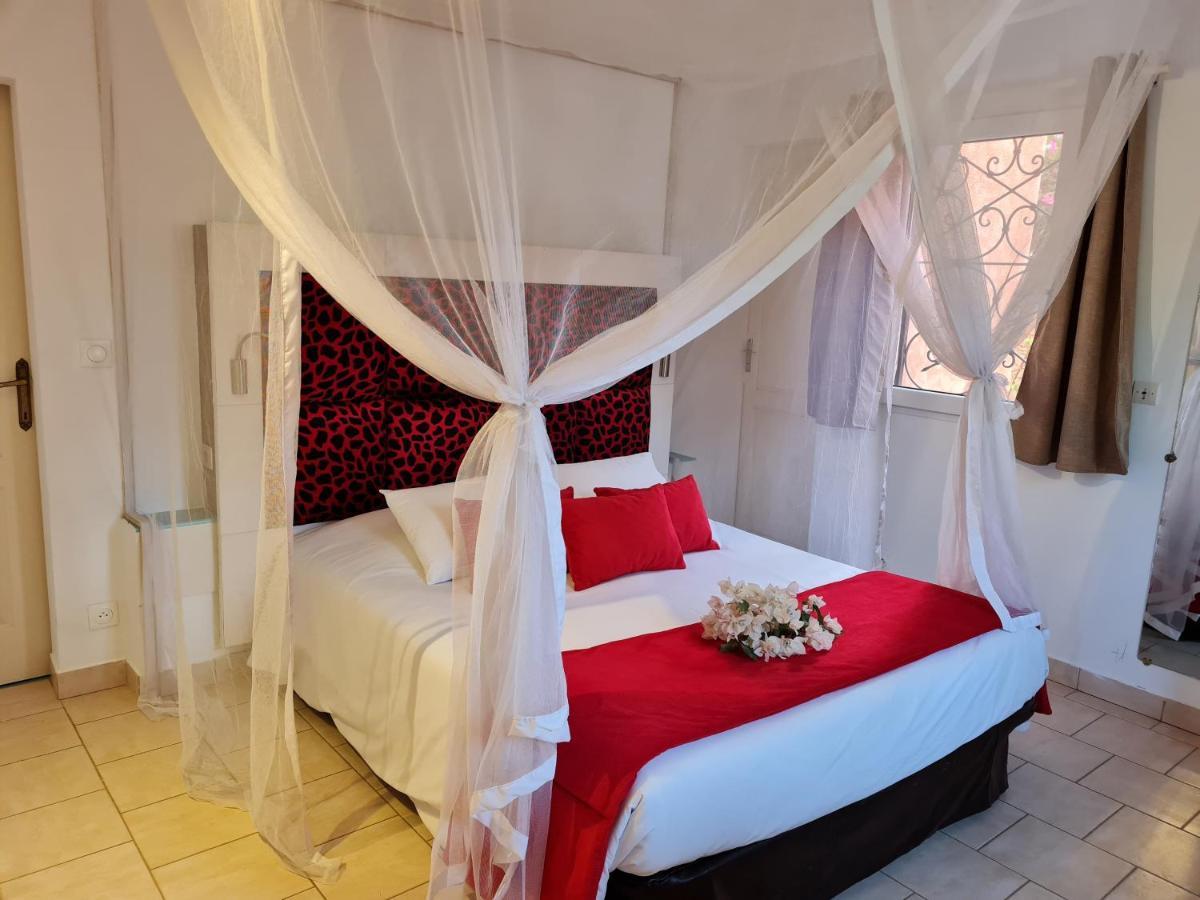 Bed and Breakfast Le Souimanga Bleu Saly Zewnętrze zdjęcie