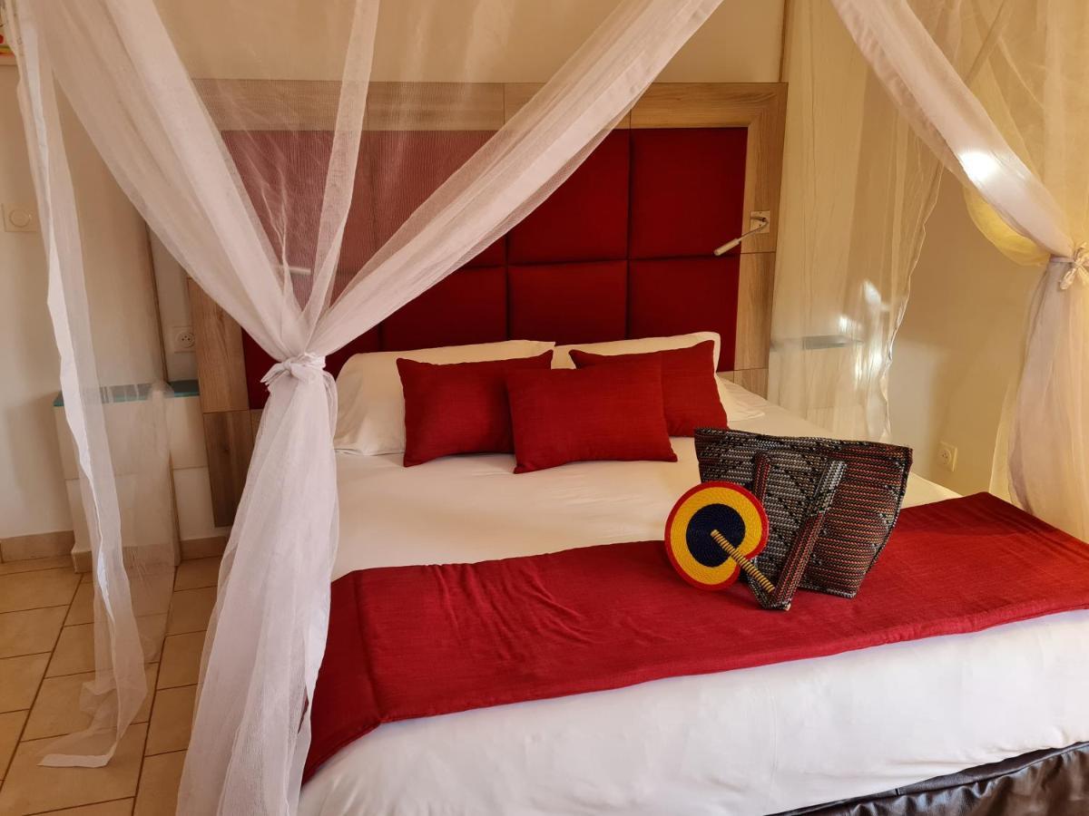 Bed and Breakfast Le Souimanga Bleu Saly Zewnętrze zdjęcie